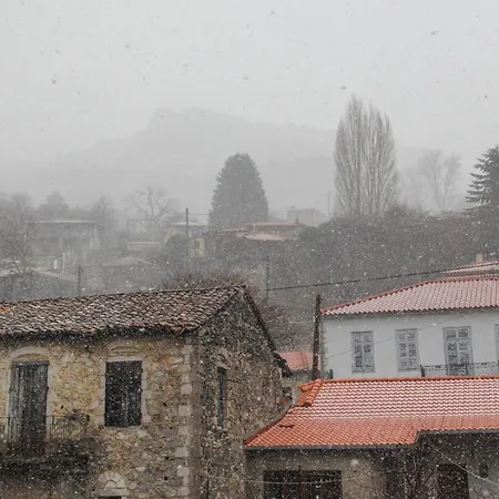 Pensjonat Tsarbou Stemnitsa