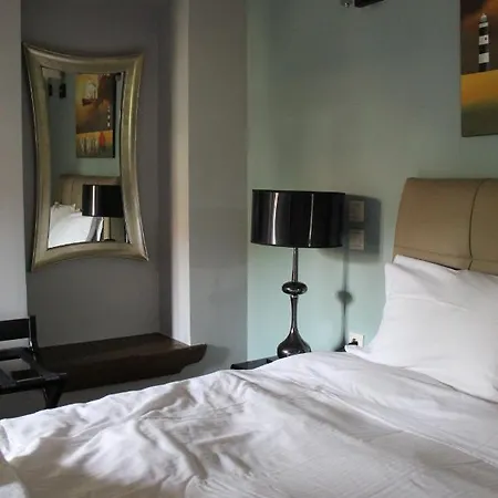 Tsarbou Guest house 4*