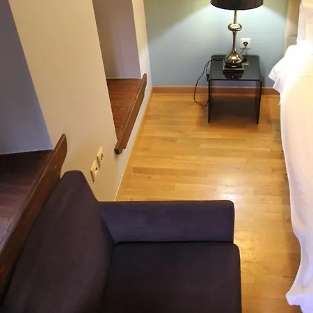 Tsarbou Guest house