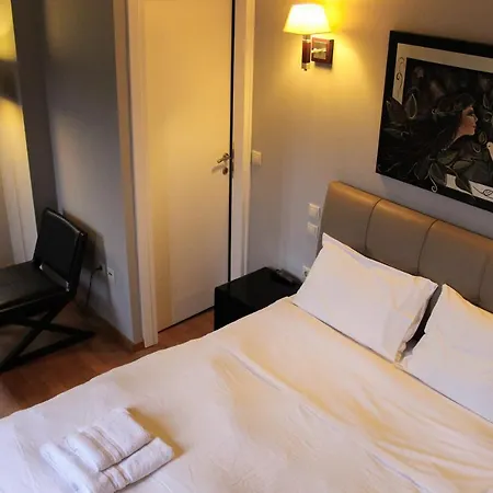 Tsarbou Guest house