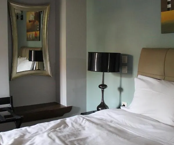 Tsarbou Pensionat 3*